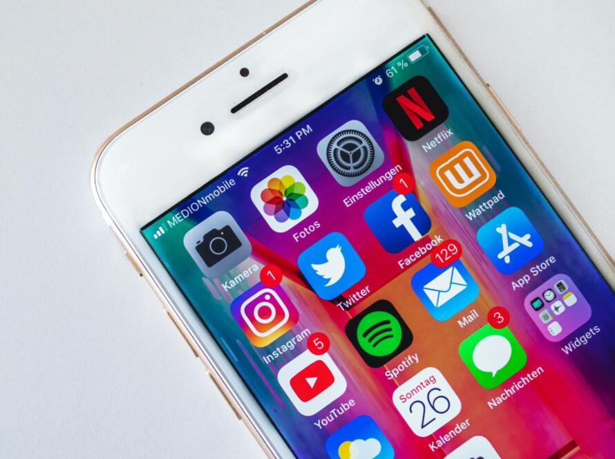Réseaux Sociaux